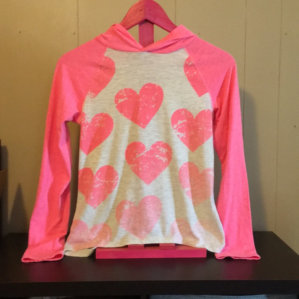 SO pink hearts kids shirt.